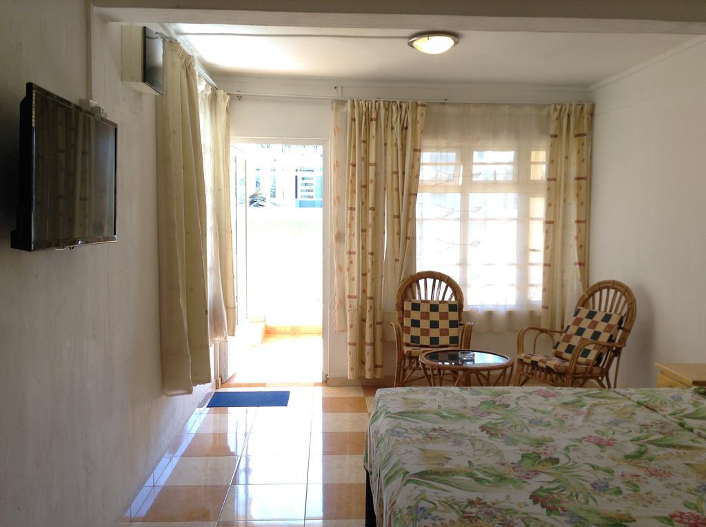 Ebrahim Flats - Grand Baie Beach Habitación foto